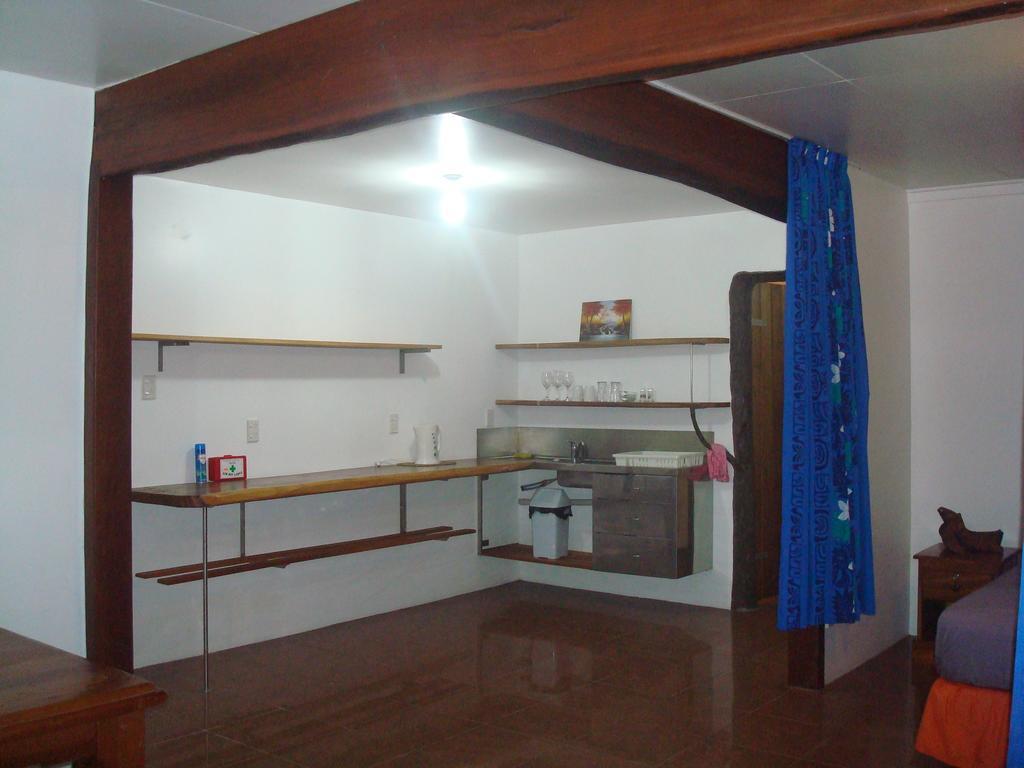 Gecko Lodge Fiji Savusavu Exterior photo